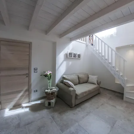 Clara Domus 3*