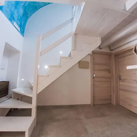 Clara Domus Bed & Breakfast