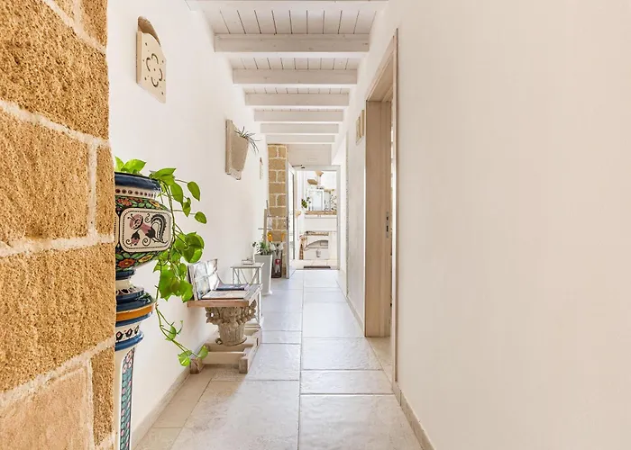 Clara Domus Bed & Breakfast 3*