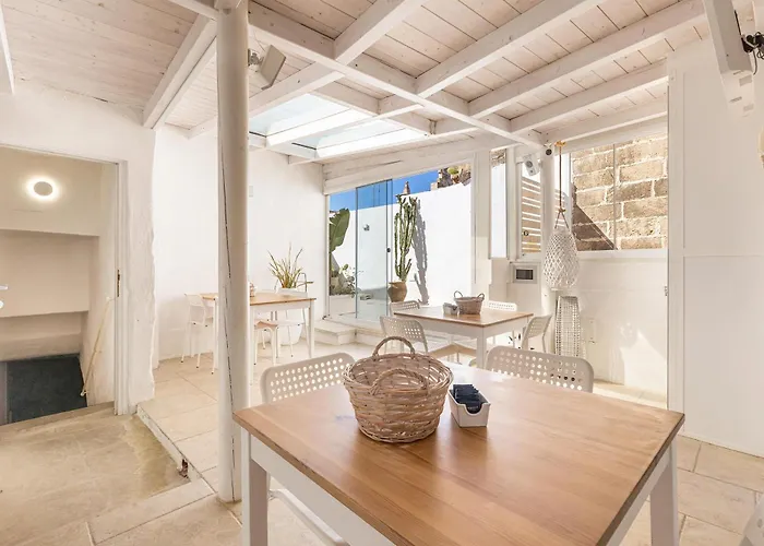 Clara Domus Bed & Breakfast 3*